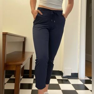 Athleta Midtown ankle Navy Pants Drawstring Jogger 297748 size 4